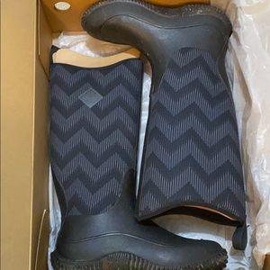 Women’s Hale Print Muck Boots size 7